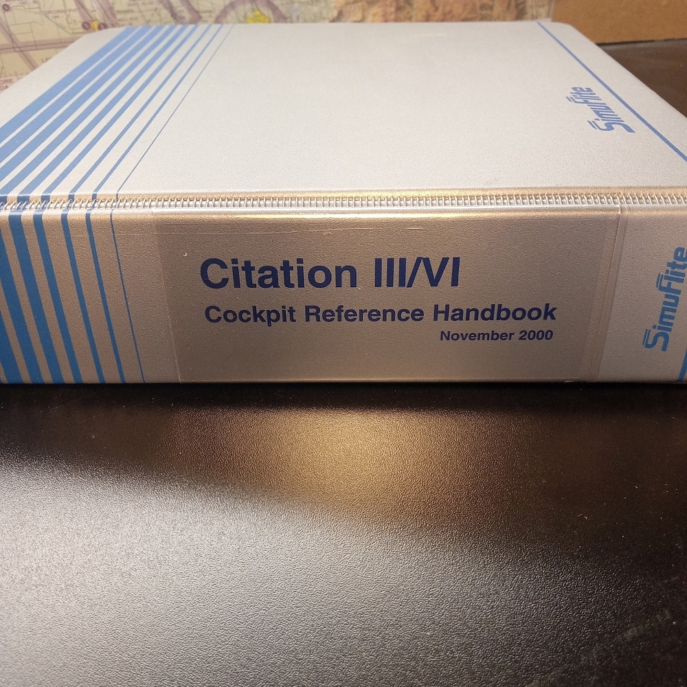 Simuflite Cockpit Reference Handbook - Picture 2 of 3